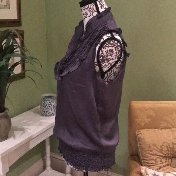 Satin ruffle top - Picture 2 of 5